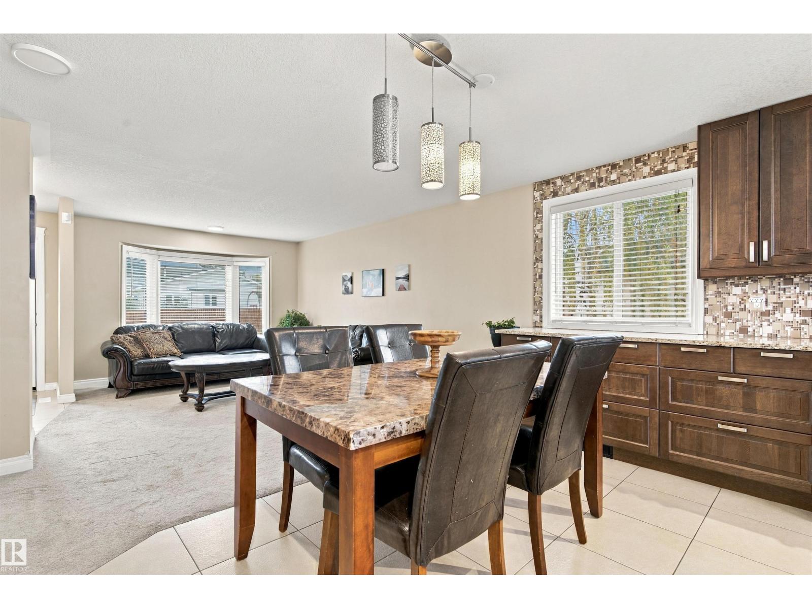 18208 99 AV NW - 10