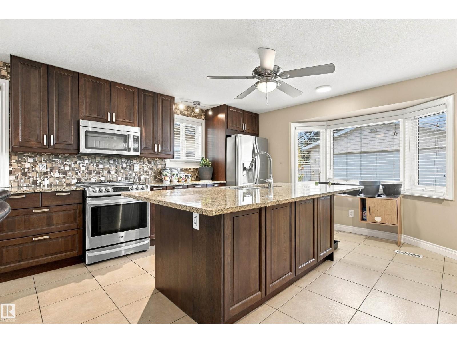 18208 99 AV NW - 16