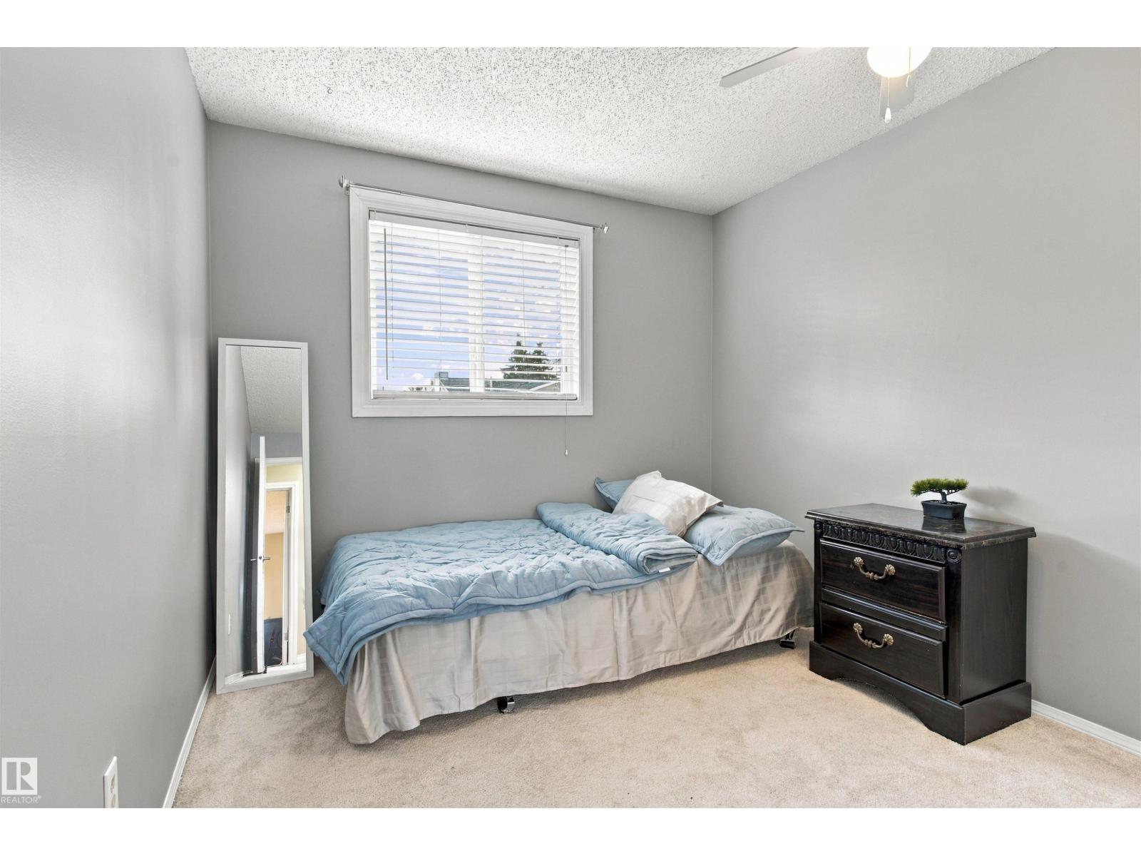 18208 99 AV NW - 26
