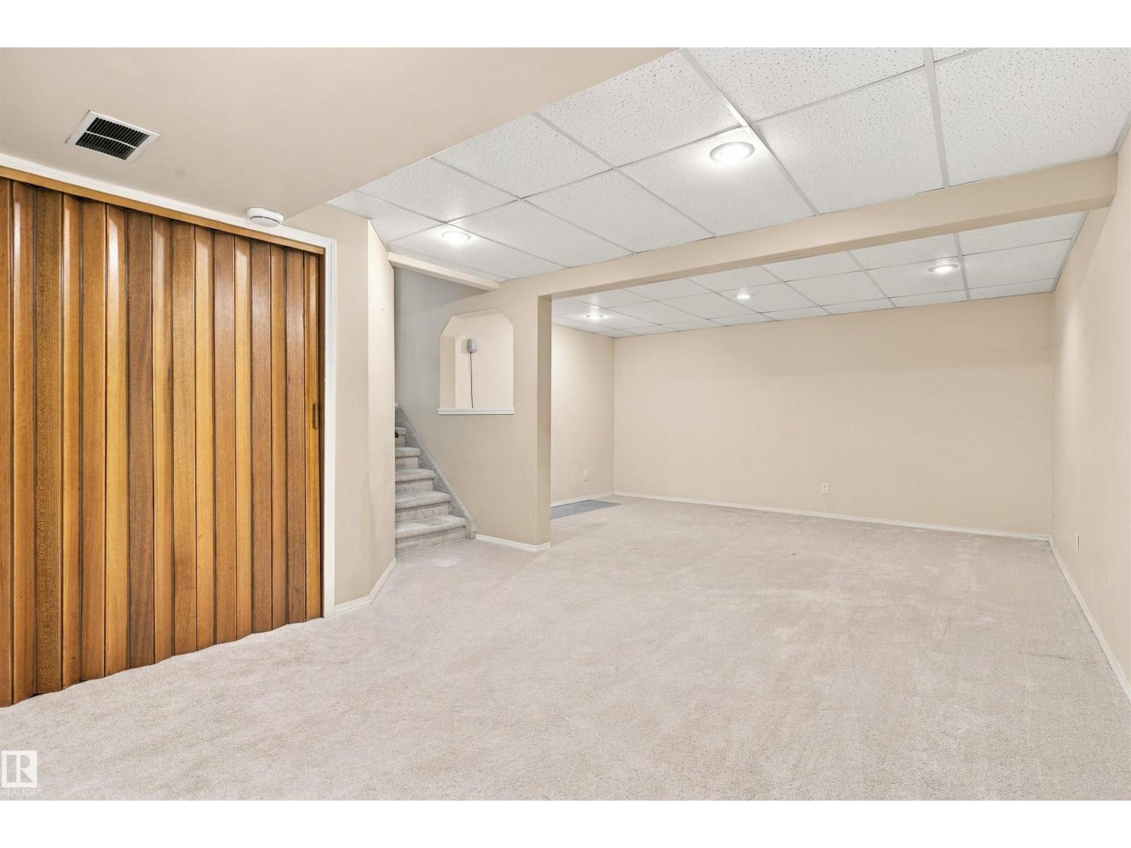 18208 99 AV NW - 41