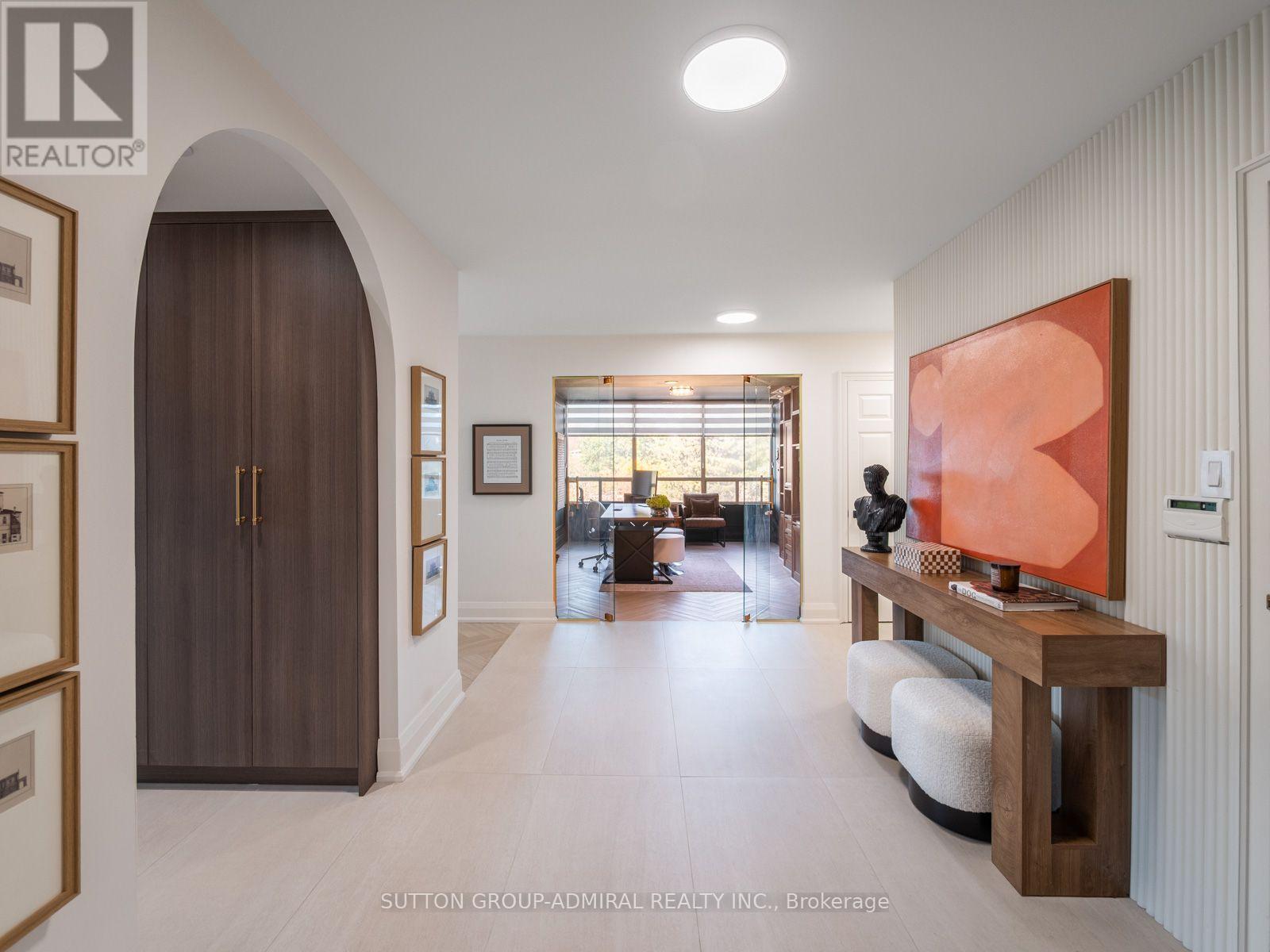 10 Torresdale Avenue — photo 19