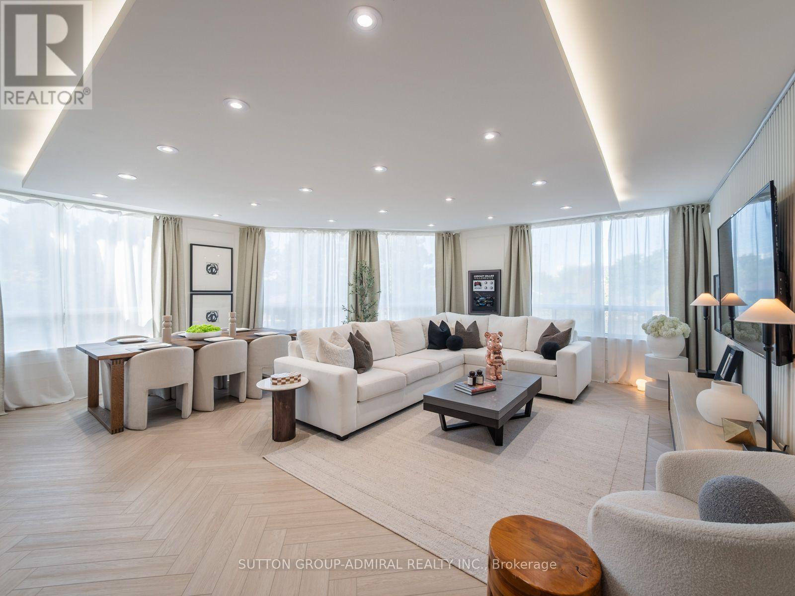 10 Torresdale Avenue — photo 10