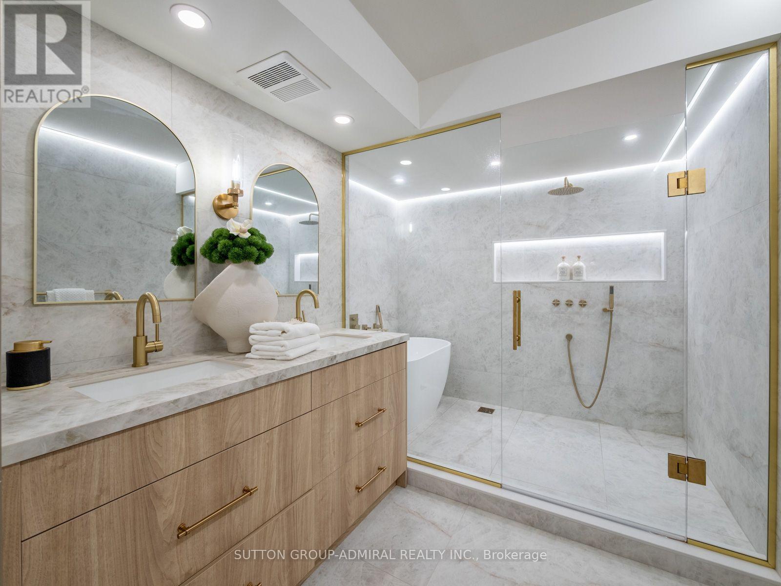 10 Torresdale Avenue — photo 24