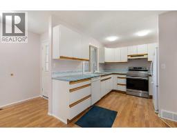13, 803 Varsity Estates Drive NW - photo 10