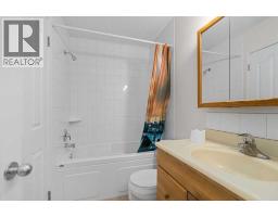 13, 803 Varsity Estates Drive NW - photo 22