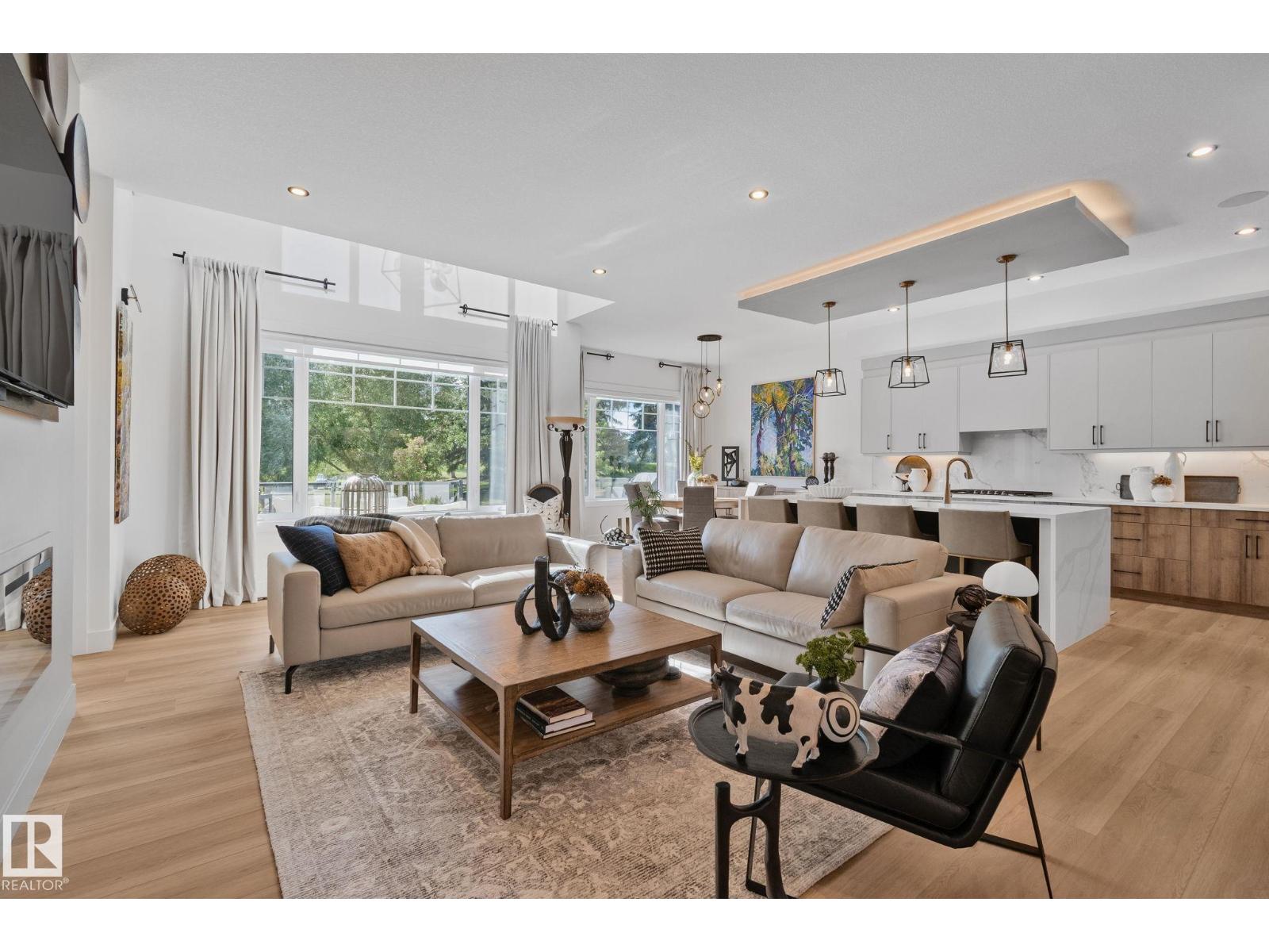Property photograph 6 for MLS E4511643