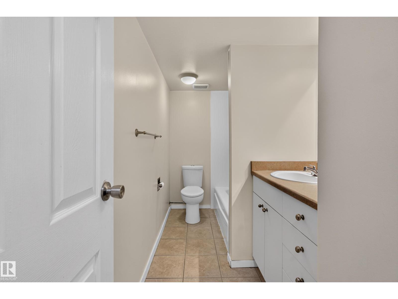 #206 10175 114 ST NW - 19
