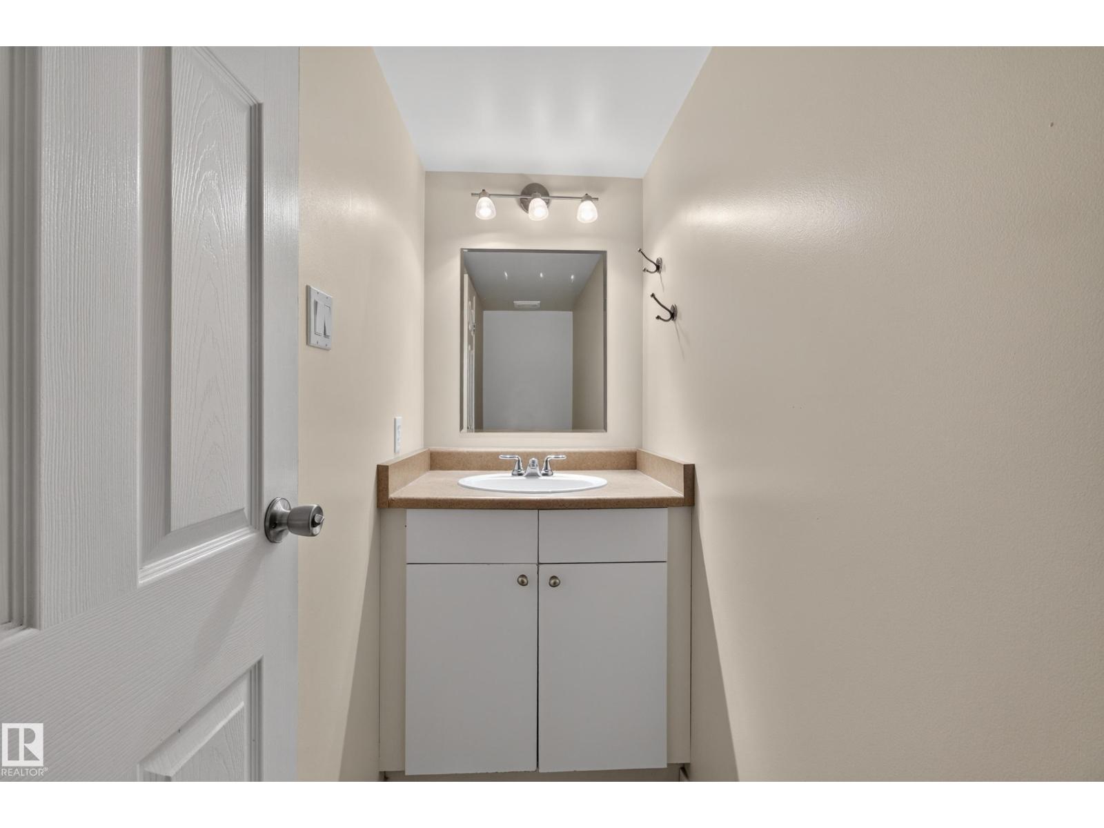 #206 10175 114 ST NW - 25