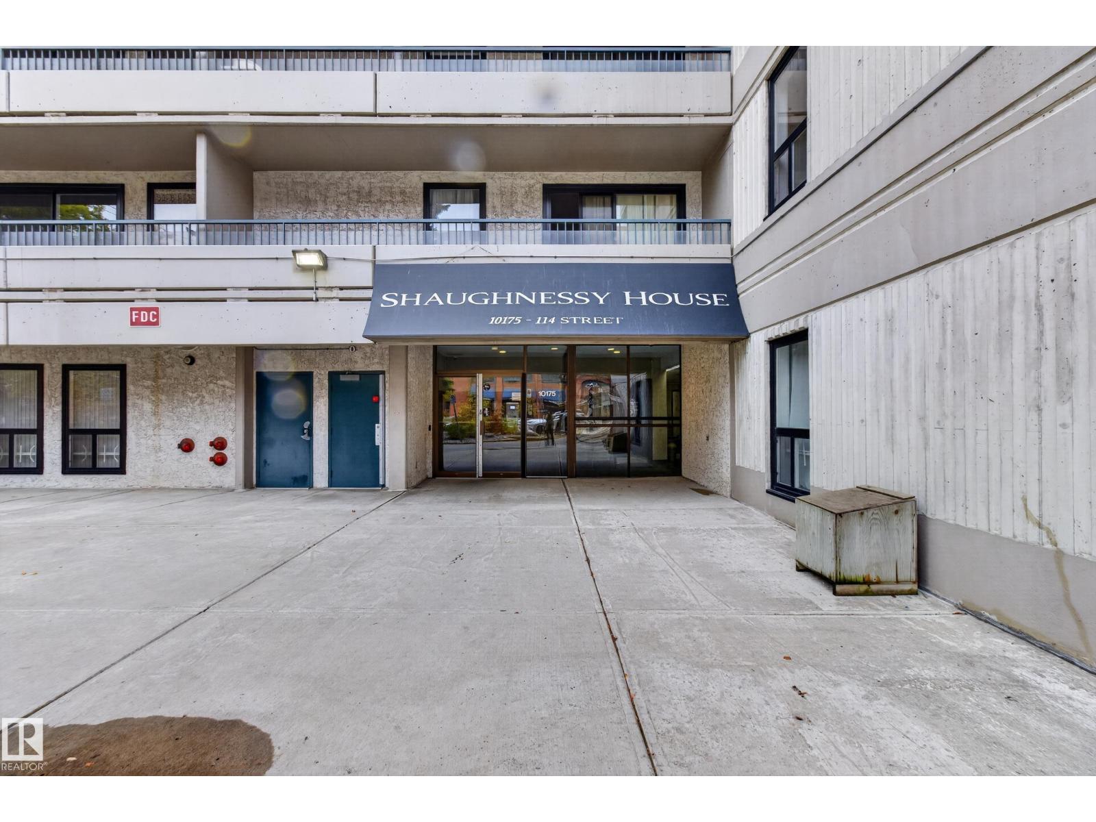 #206 10175 114 ST NW - 3