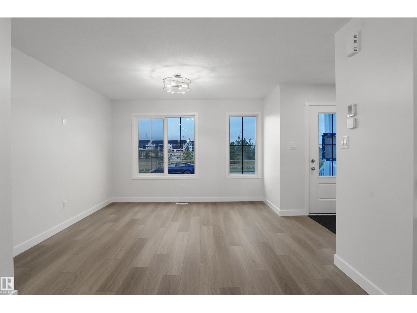 508 176 AV NE - 5