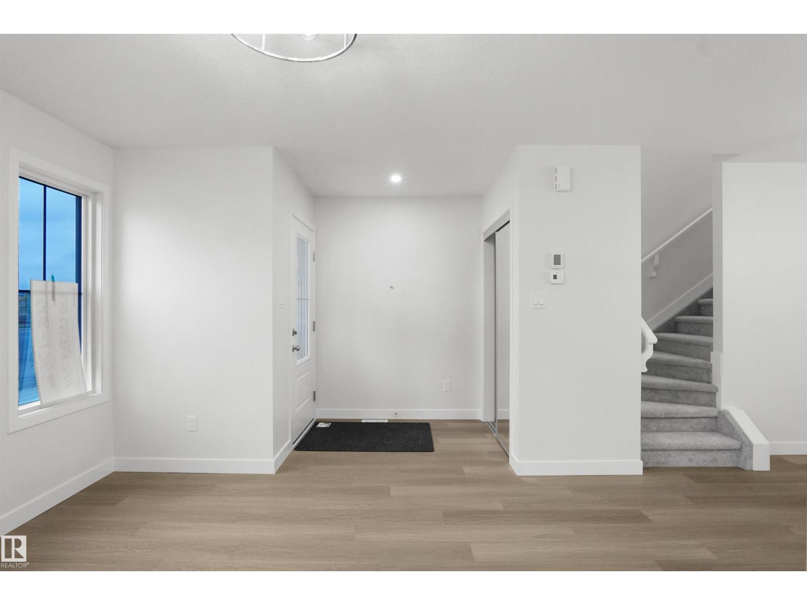 508 176 AV NE - Image 4