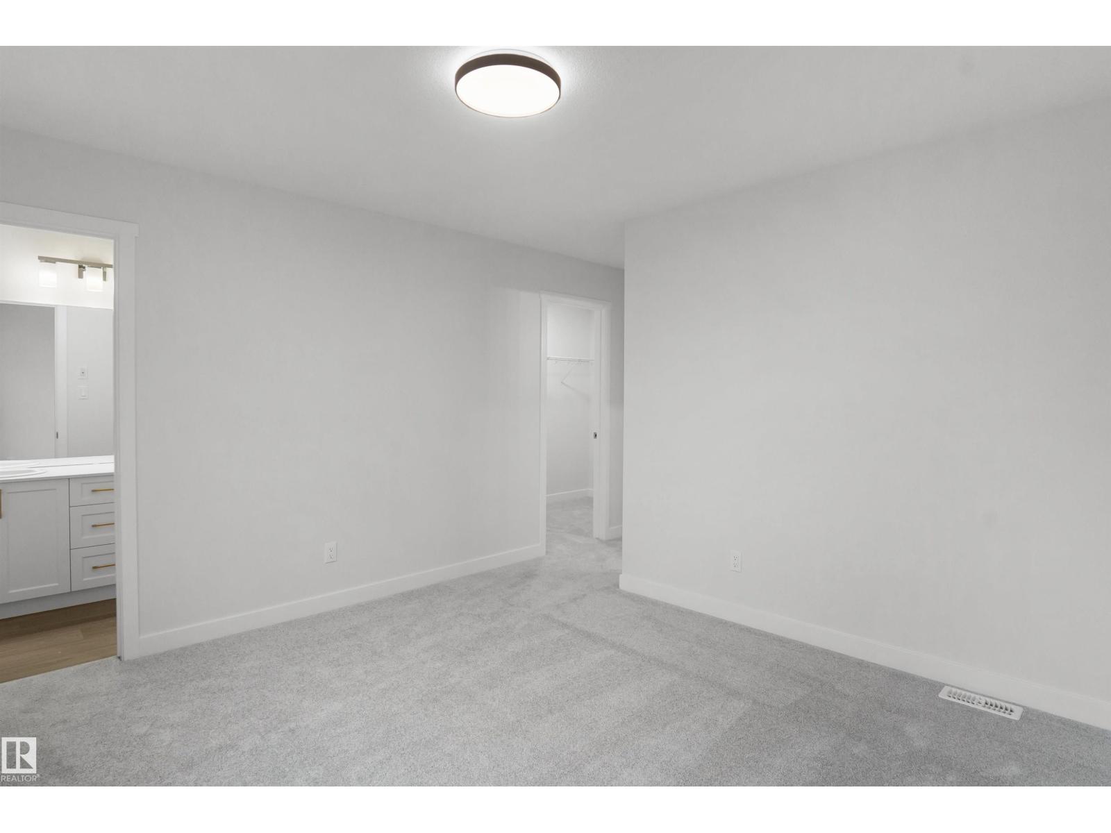 508 176 AV NE - Image 21