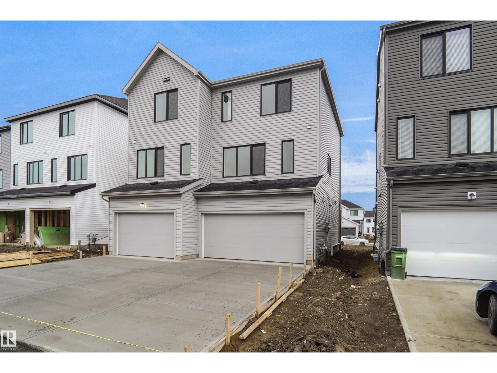 633 176 Avenue NE, photo 29