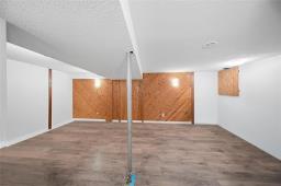 124 Leahcrest Crescent, Winnipeg, MB R2P1P3 Photo 18