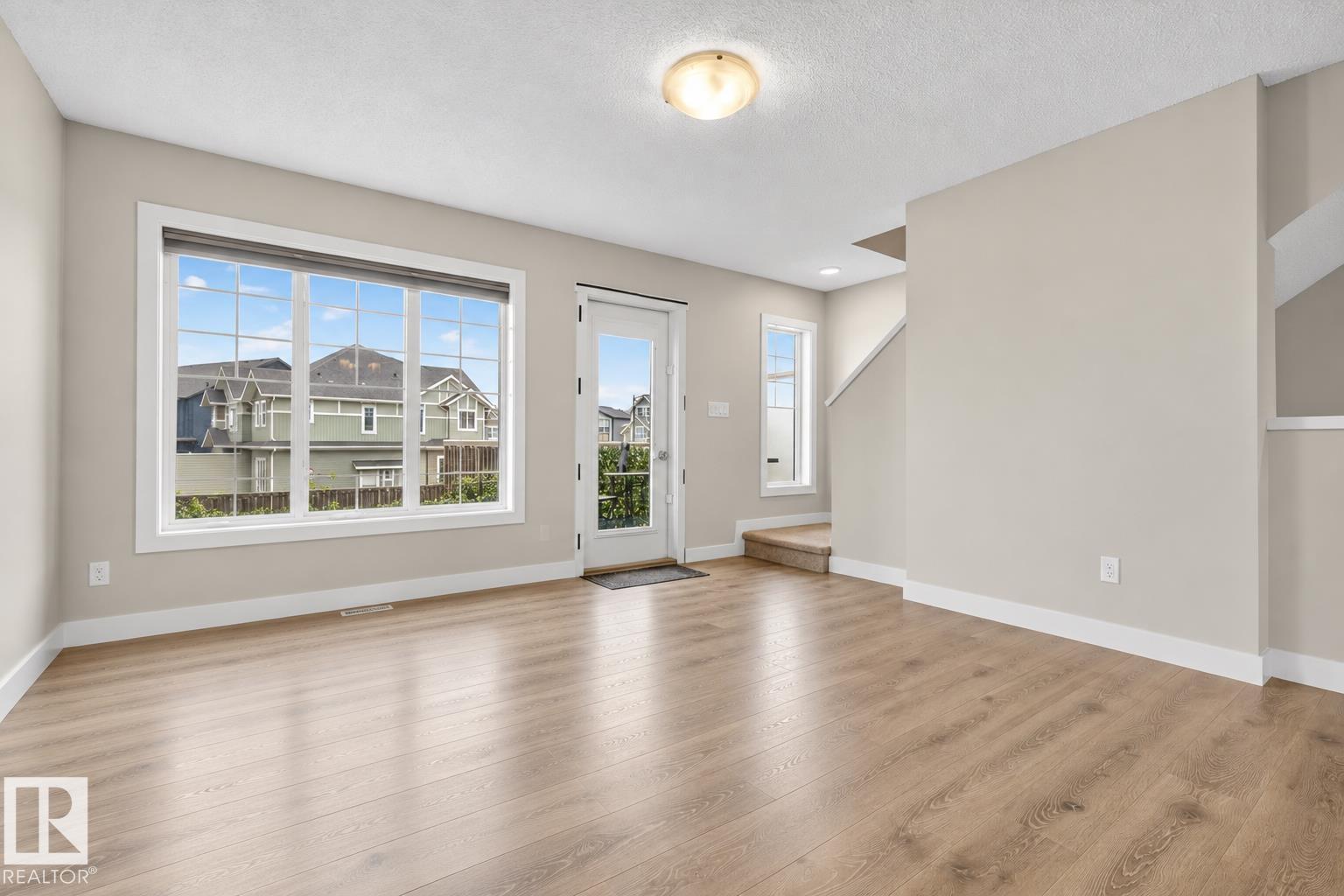 Property for sale at 856 DANIELS WY SW