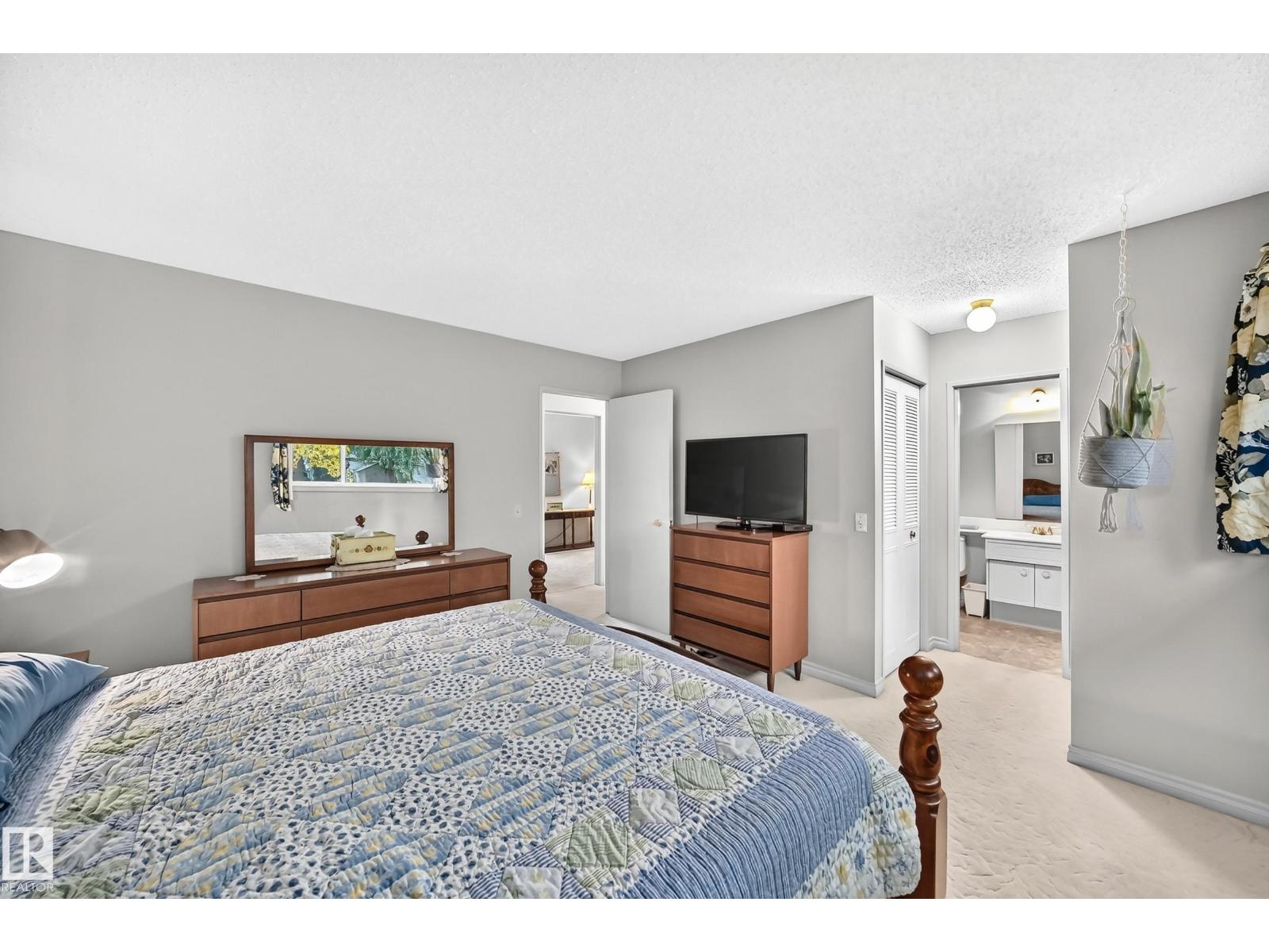 8612 176 ST NW - 13