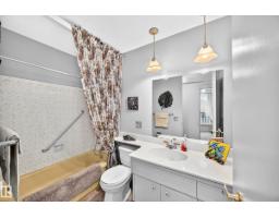 8612 176 St Nw, Edmonton, AB T5T0N3 Photo 10