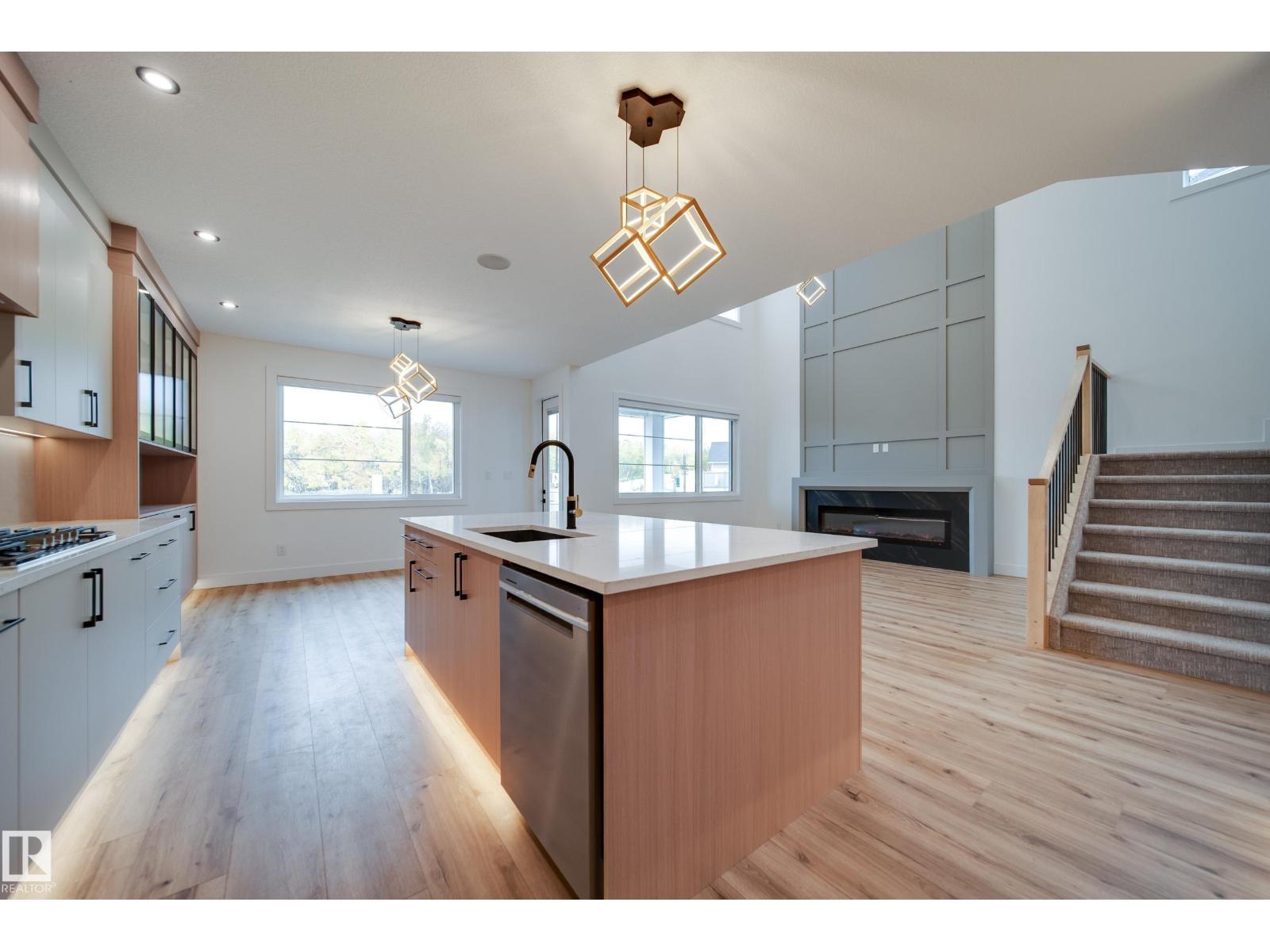 3142 Magpie WY NW - 3