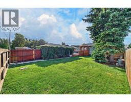 624 24 Avenue NE - photo 3