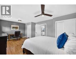 624 24 Avenue NE - photo 17