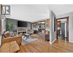 624 24 Avenue NE - photo 5