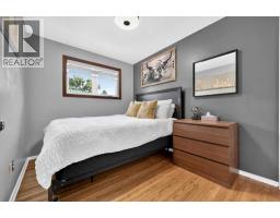 624 24 Avenue NE - photo 23