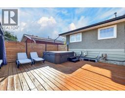 624 24 Avenue NE - photo 40