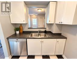 Primary Bedroom - Unit \"o\" - 4 Pearl Street, Smiths Falls, ON K7A5B5 Photo 8