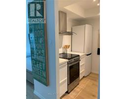 2403 - 77 Harbour Square, Toronto, ON M5J2S2 Photo 10
