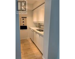 2403 - 77 Harbour Square, Toronto, ON M5J2S2 Photo 6
