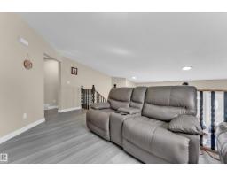 2416 35 St Nw, Edmonton, AB T6L4M3 Photo 9