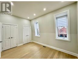 Bathroom - Upper - 211 Osler Street, Toronto, ON M6N2Z2 Photo 7