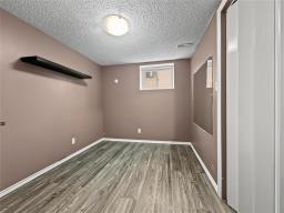 1260 8th Street, Brandon, MB R7A3Z2 Photo 17