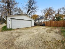 1260 8th Street, Brandon, MB R7A3Z2 Photo 22