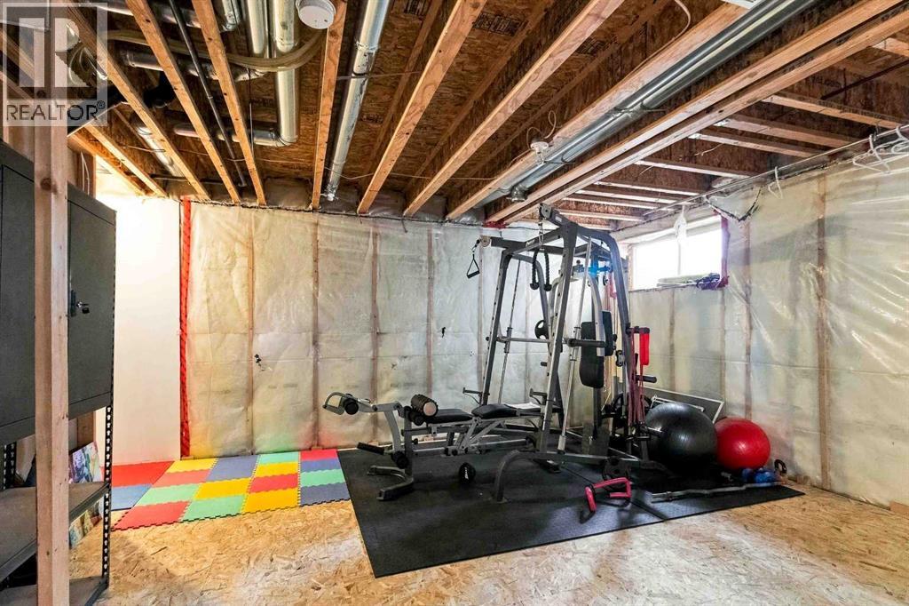 132 Fireweed Crescent - 30
