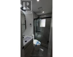 31a (main Floor) Laurel Avenue, Toronto, ON M1K3J3 Photo 17