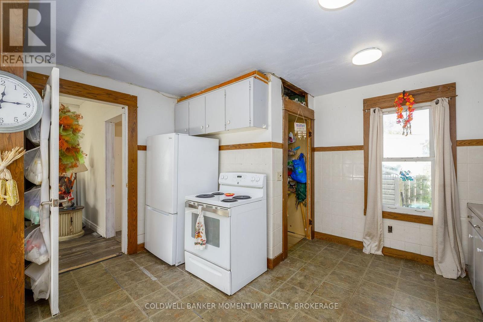5542 HIGHLAND AVENUE - 16