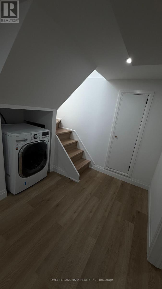 31A (BASEMENT) LAUREL AVENUE, Toronto (Kennedy Park) — photo 11