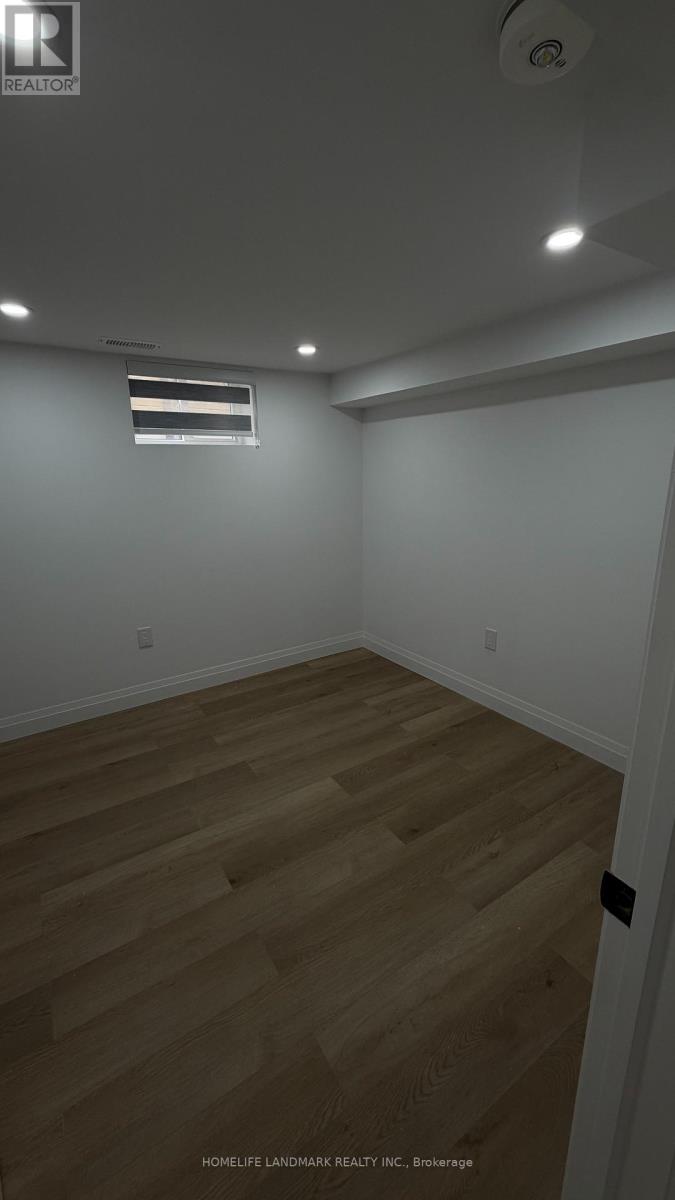 31A (BASEMENT) LAUREL AVENUE, Toronto (Kennedy Park) — photo 4