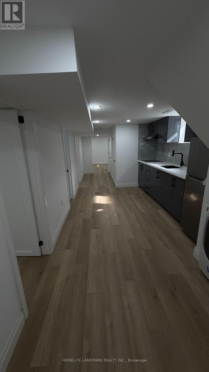 31A (BASEMENT) LAUREL AVENUE, Toronto (Kennedy Park) — photo 7