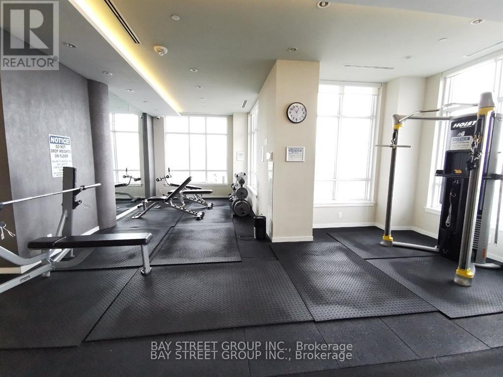 9191 Yonge Street — photo 26