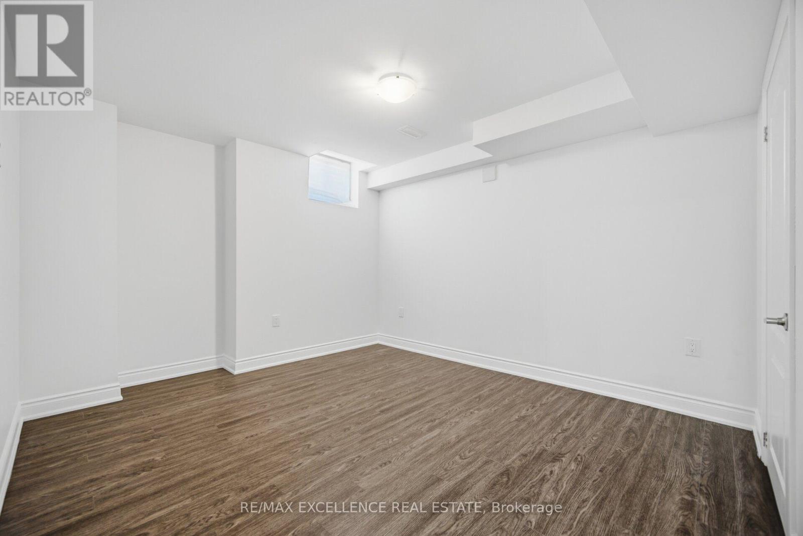 13 SAGE MEADOW CRESCENT - 39
