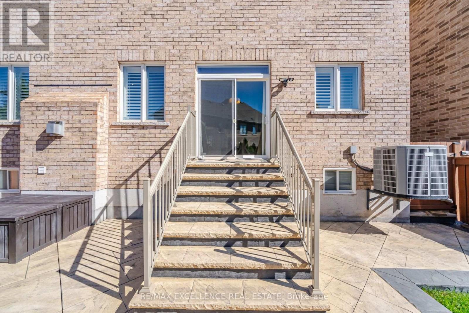 13 Sage Meadow Crescent, Brampton, ON photo 41