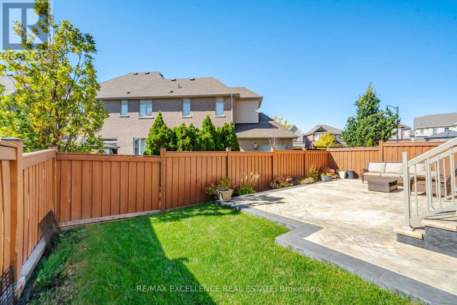 13 SAGE MEADOW CRESCENT - 47