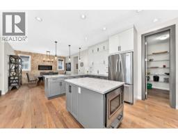 209 SANDPIPER Boulevard - photo 14