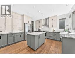 209 SANDPIPER Boulevard - photo 13