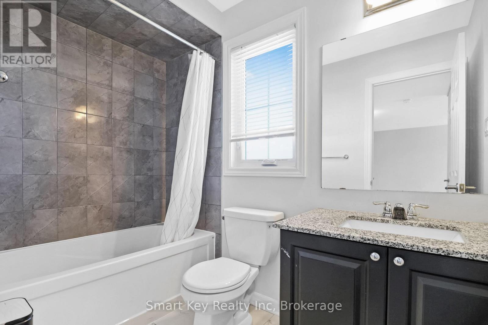 425 APHELION CRESCENT - 25