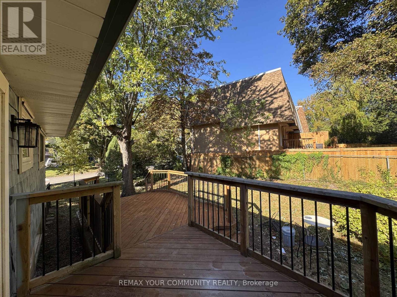 2063 Waters Edge Drive — photo 36