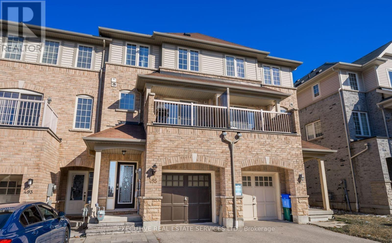 495 ROSSLAND ROAD E - 1