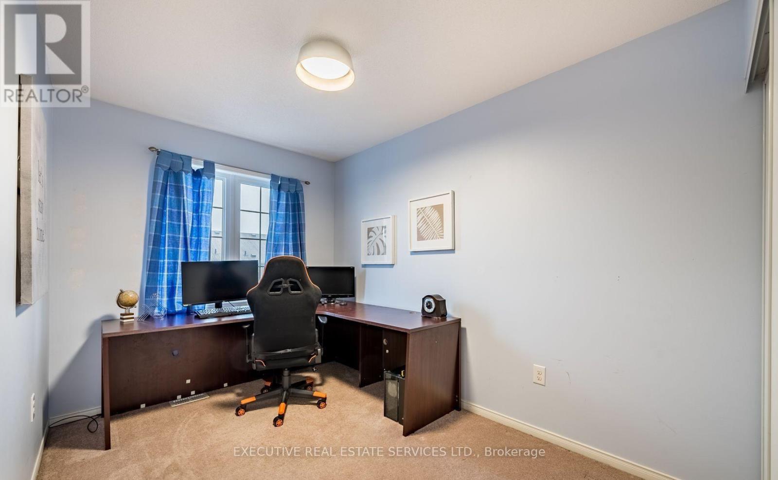 495 ROSSLAND ROAD E - 11
